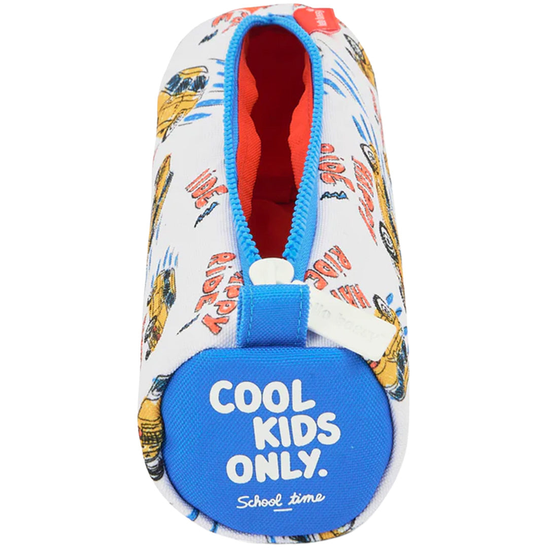 De zijkant van het hello hossy pennenetui met de tekst "COOL KIDS ONLY".