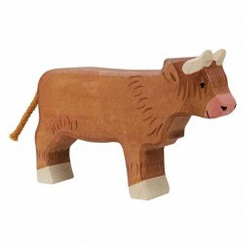 Holztiger houten speelgoedfiguur van een bruine Schotse Hooglander.