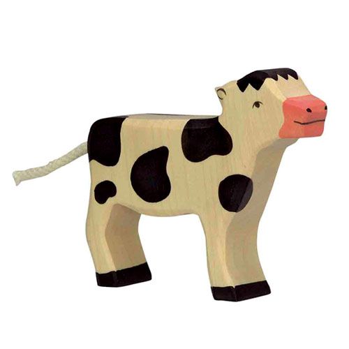Holztiger houten dierenfiguur van een zwartgevlekt kalf met roze snuit en touwstaart.