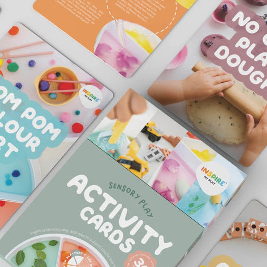 Een collectie Inspire My Play Sensory Play Activity Cards met verschillende sensorische speelideeën, waaronder 'Pom Pom Colour Sort' en 'No Cook Play Dough'.