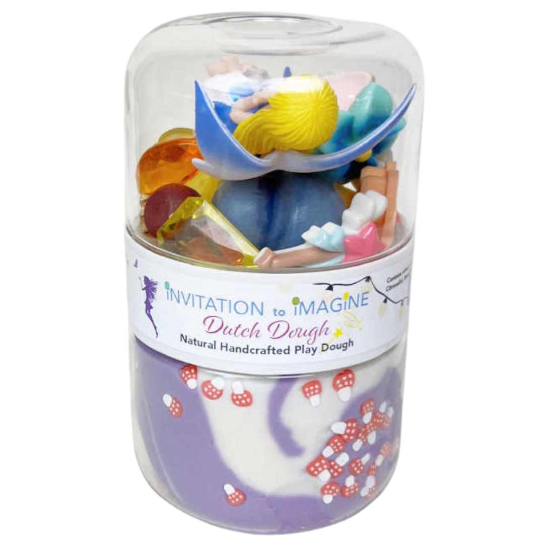 Verpakking van de invitation to imagine speelklei play pot met fairy thema, met speelklei en accessoires.