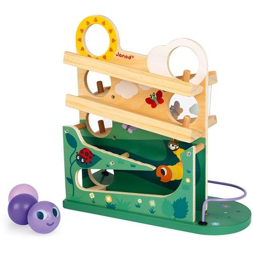 Janod houten ballenbaan met lieveheersbeestje en rups aan de zijkant, met drie paarse ballen.