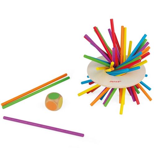 Het Janod behendigheidsspel Crazy Sticks met een houten ring vol kleurrijke stokjes en een dobbelsteen.
