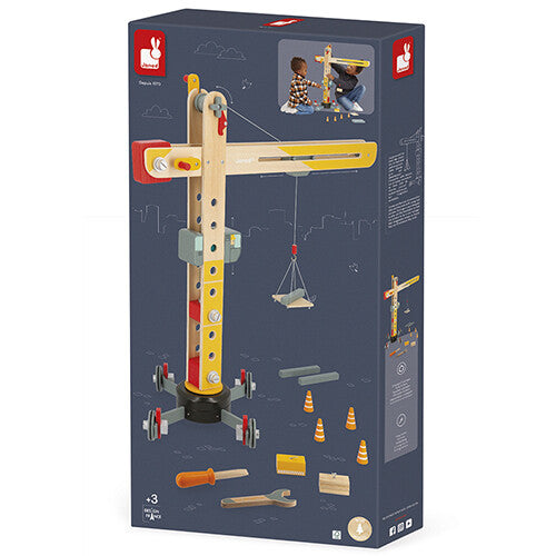 Voorkant van de verpakking van de Janod houten hijskraan met productafbeelding en spelende kinderen.