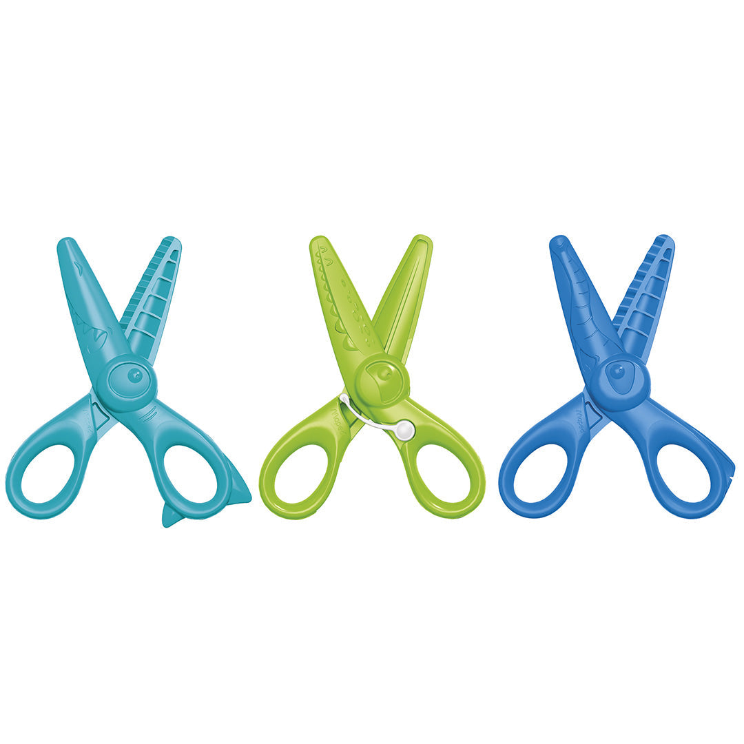 Drie Janod kinderschaartjes met plastic getande bladen en dierenthema handvatten in turquoise, groen en blauw, opengeklapt.