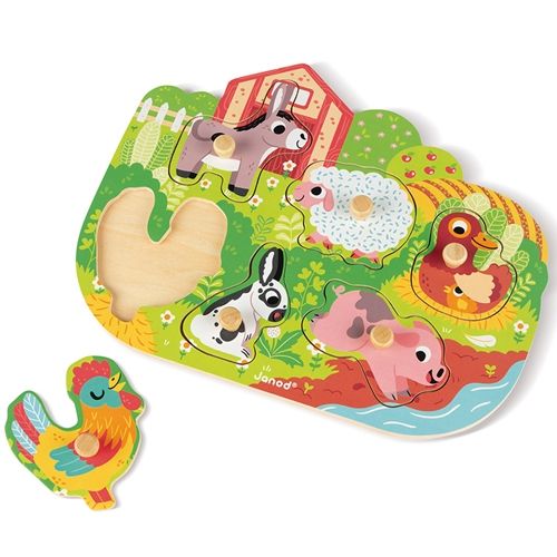 Janod houten knoppuzzel met boerderijdieren, waarbij de haan naast de puzzel ligt.