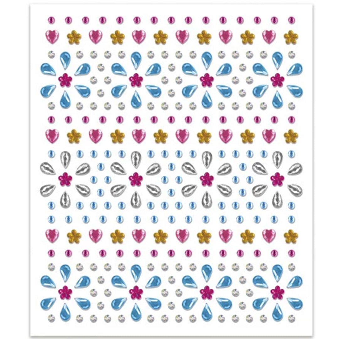 Een vel met kleurrijke strass steentjes in de vorm van harten, bloemen en druppels, voor de knutselset.