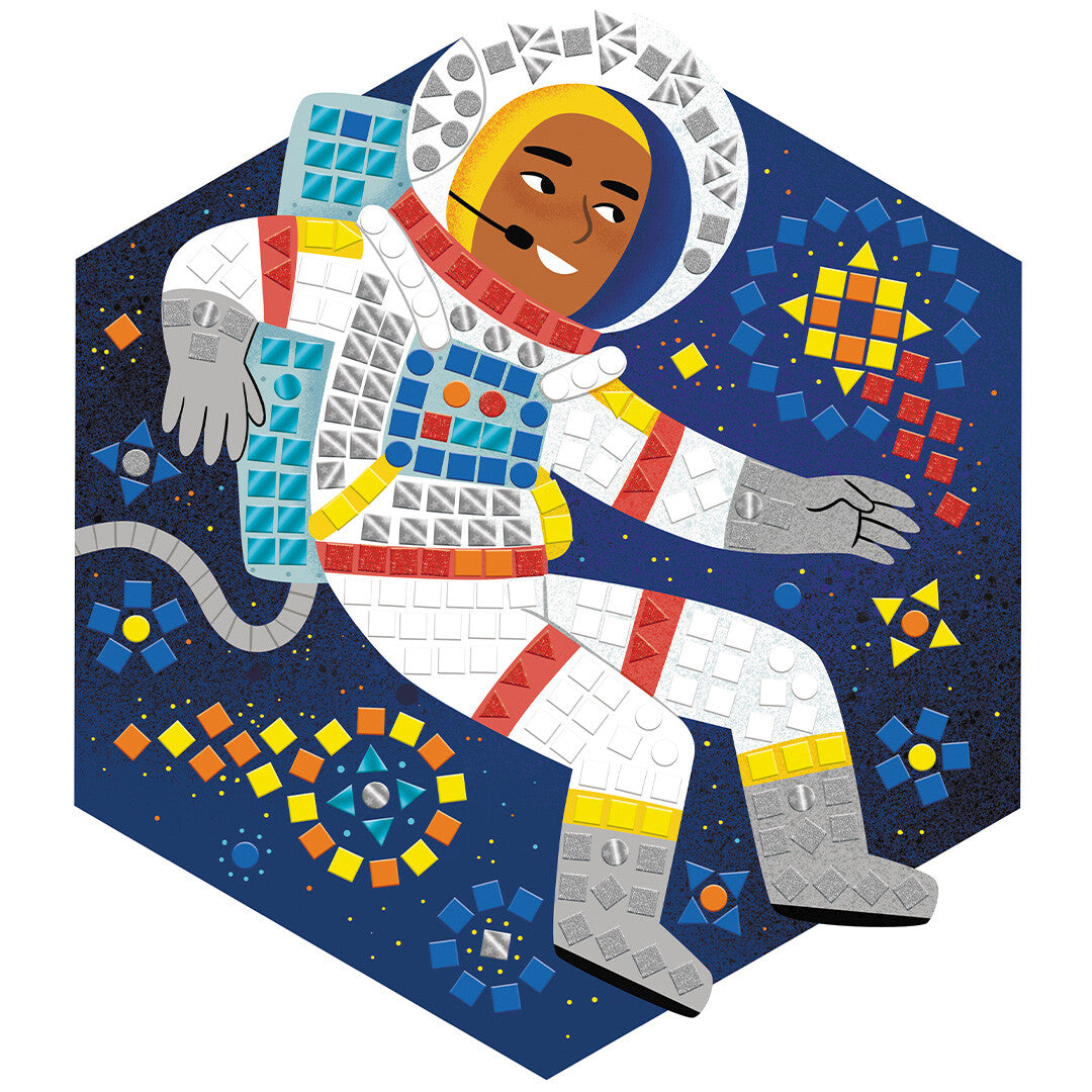 Gedetailleerd mozaïek kunstwerk van een astronaut met een gele helm die in de ruimte zweeft.