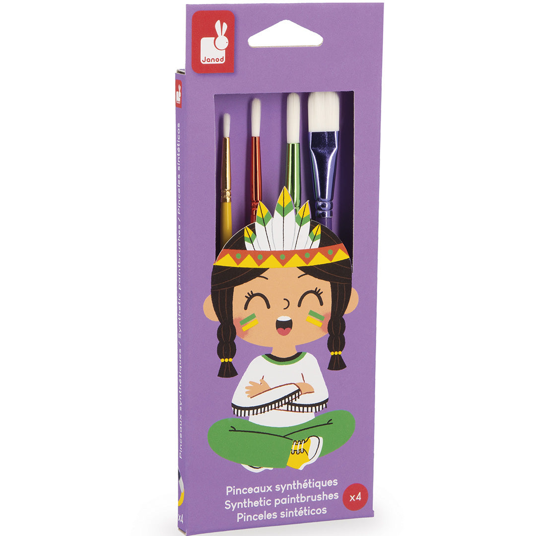 De paarse verpakking van Janod penselen met een illustratie van een kind en de vier penselen zichtbaar.