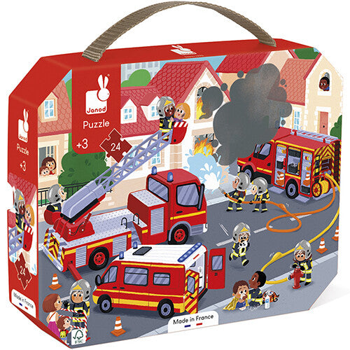 Janod puzzelverpakking met een illustratie van brandweerwagens en brandweerlieden in een stad.