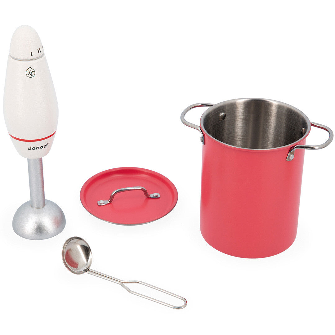 Janod speelgoed handblender, rode pan met deksel en een pollepel.