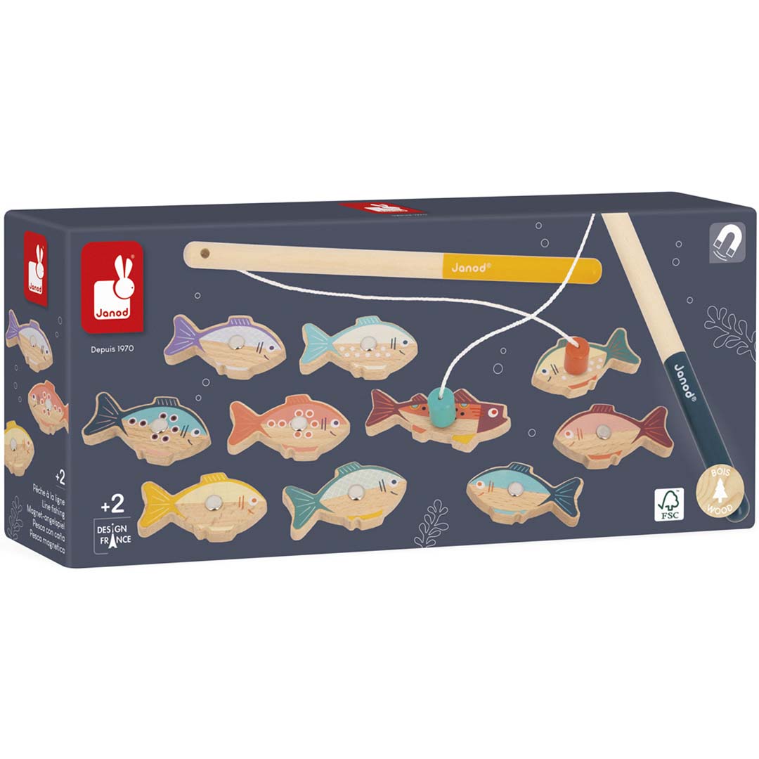 Verpakking van het Janod houten visspel met de hengels en vissen afgebeeld op een donkerblauwe doos.