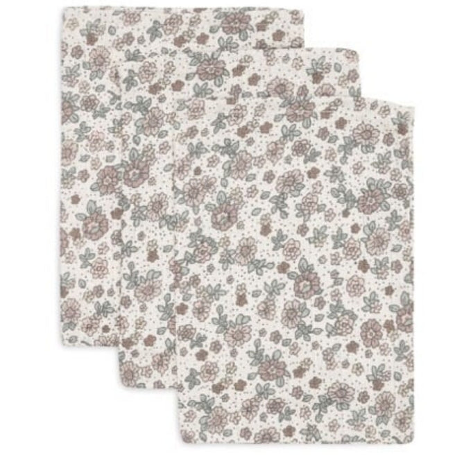 Drie Jollein hydrofiele washandjes met retro bloemenpatroon.