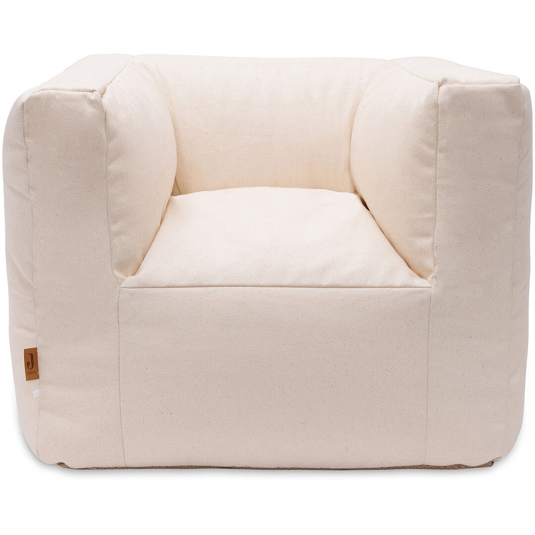 Jollein kinderfauteuil in beige kleur, van voren gezien.