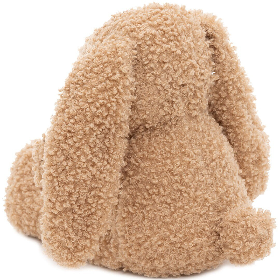Achteraanzicht van het Jollein pluchen knuffelkonijn met beige krullende textuur.