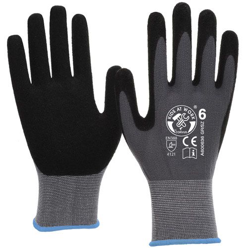 Kids at Work beschermhandschoenen voor kinderen in zwart en grijs, met logo op de handpalm.