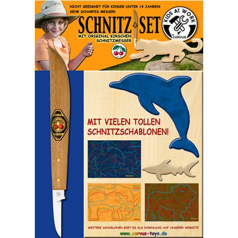 Verpakking van de Kids at Work Schnitz-Set met een kind, een houtsnijmes en dierensjablonen.