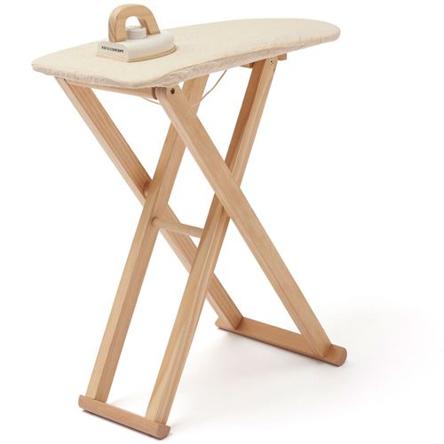 Kids concept houten speelgoed strijkplank met strijkbout.