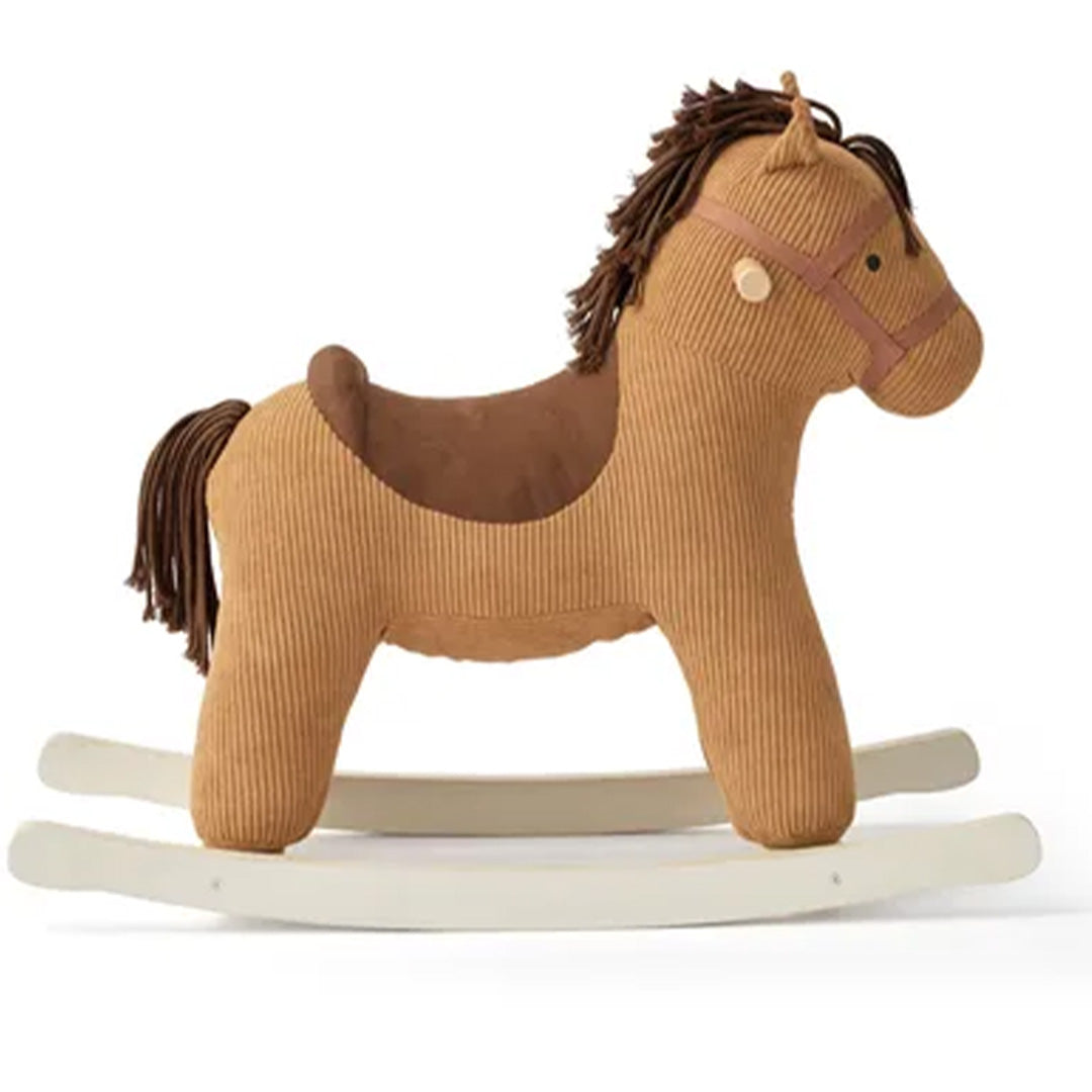 Kids Concept bruin corduroy hobbelpaard op een witte schommelbasis, van de zijkant.