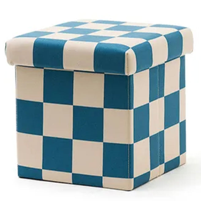 Kids Concept opbergpoef met geruit patroon in blauw en crème.