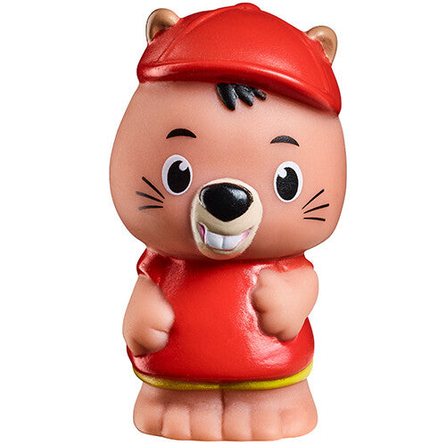 Klorofil dierenfiguur van een bever met een rode pet en rood shirt.