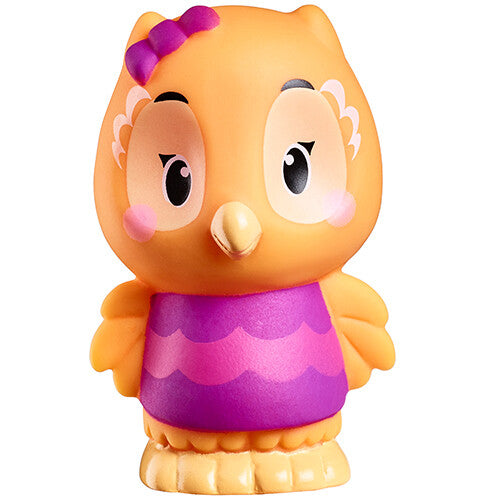 Klorofil dierenfiguur van een oranje uil in een paars-roze gestreepte jurk.