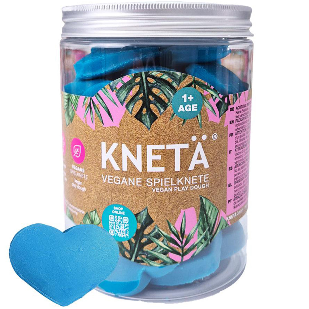 Knetä vegane speelklei in een pot met blauwe hartjesvormen, geschikt voor kinderen vanaf 1 jaar.