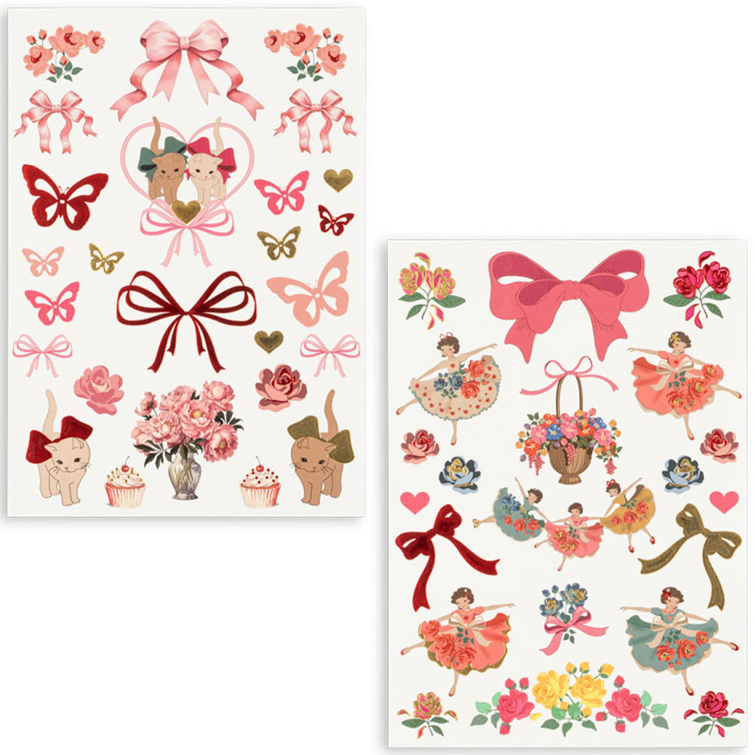 Twee vellen Konges Sløjd tijdelijke tatoeages met afbeeldingen van katten, vlinders, ballerina's, bloemen en strikken.
