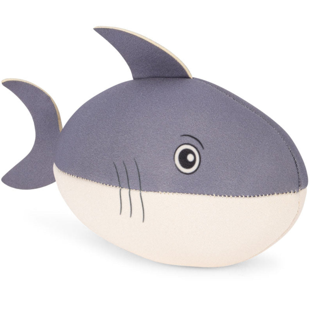 Konges Sløjd neopreen waterbal in de vorm van een grijze haai.