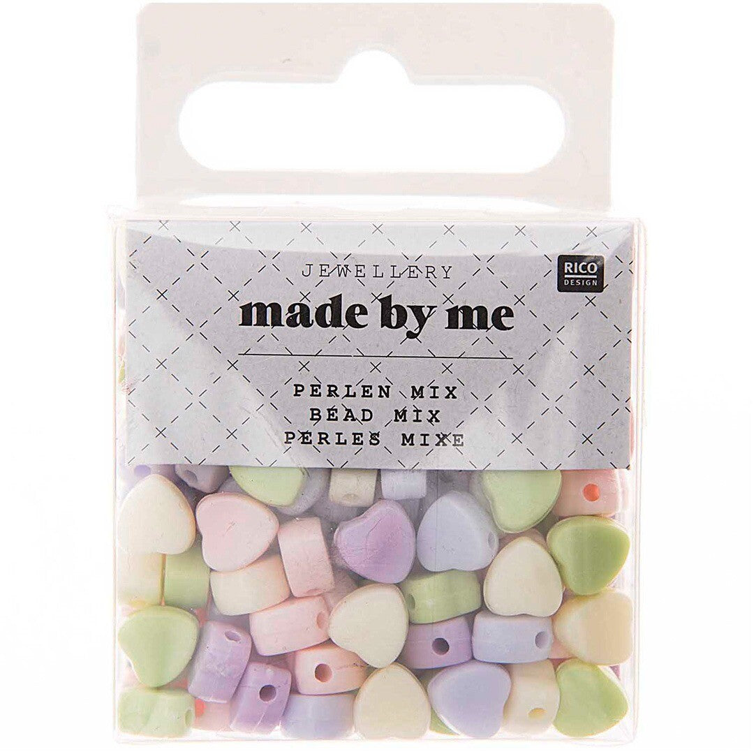 Rico Design kralenset met pastelkleurige hartjeskralen in een doorzichtige verpakking.