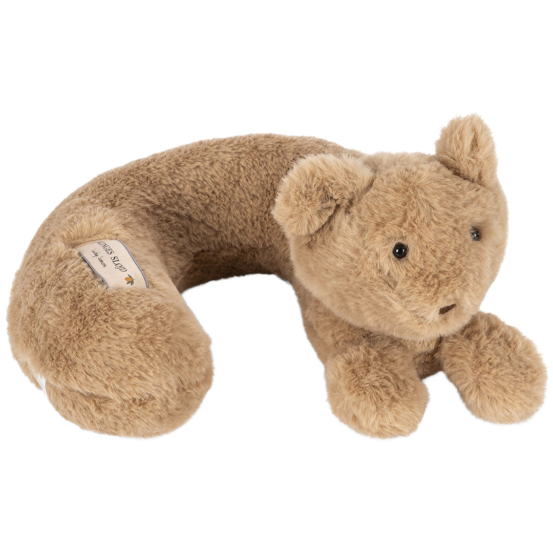 Konges Sløjd bruin U-vormig reiskussen in de vorm van een teddybeer, liggend op de zijkant.