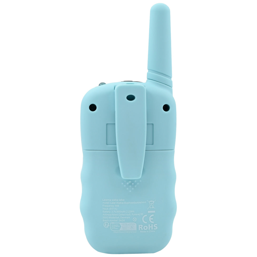 Achterkant van een lalarma copenhagen blauwe walkie talkie met riemclip.