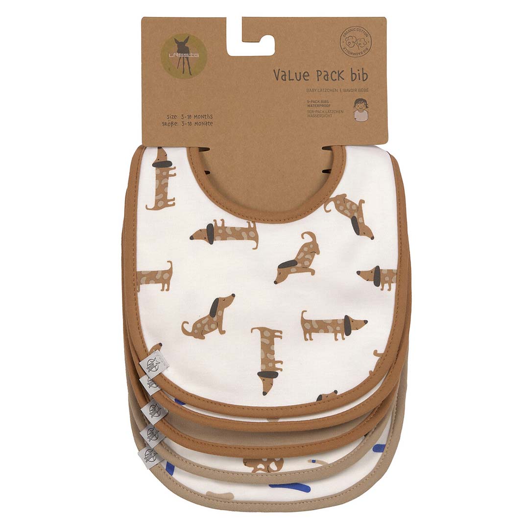 Verpakking van de Lässig set van vijf babyslabbetjes met teckelpatroon en andere designs.