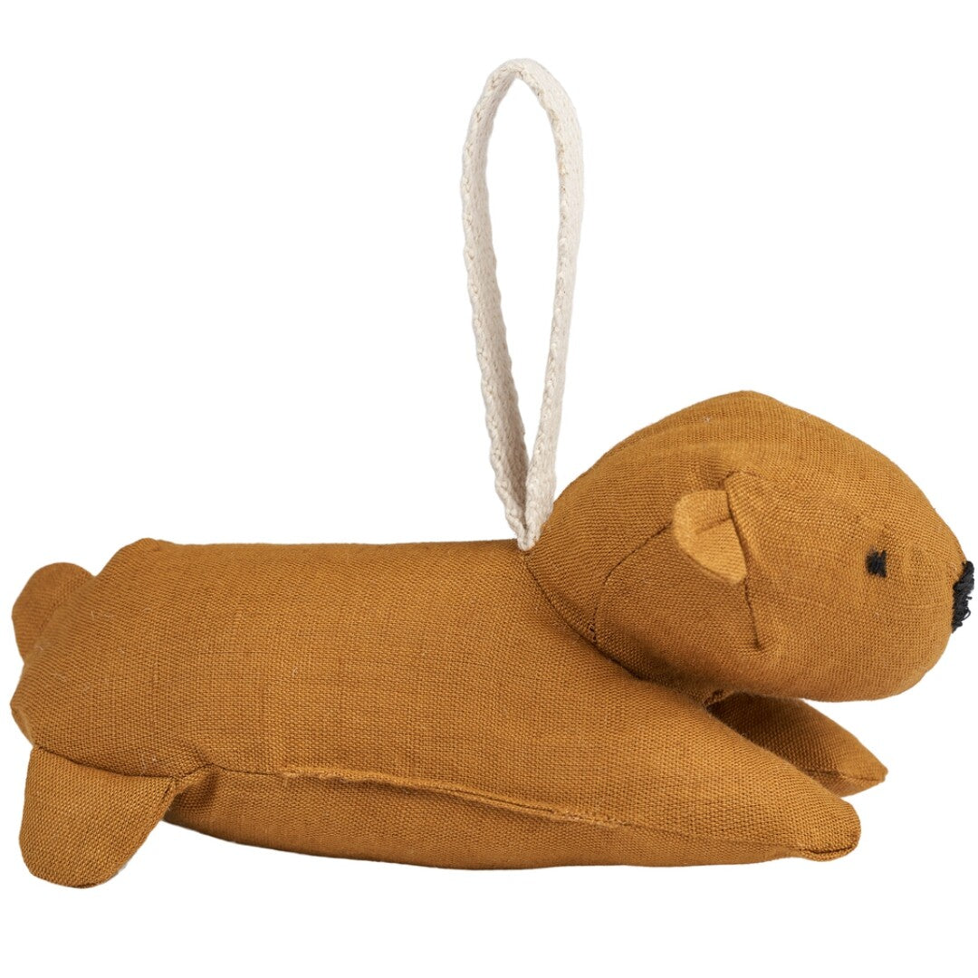 Liewood rammelaar in de vorm van een bruin dier met een lus op de rug.
