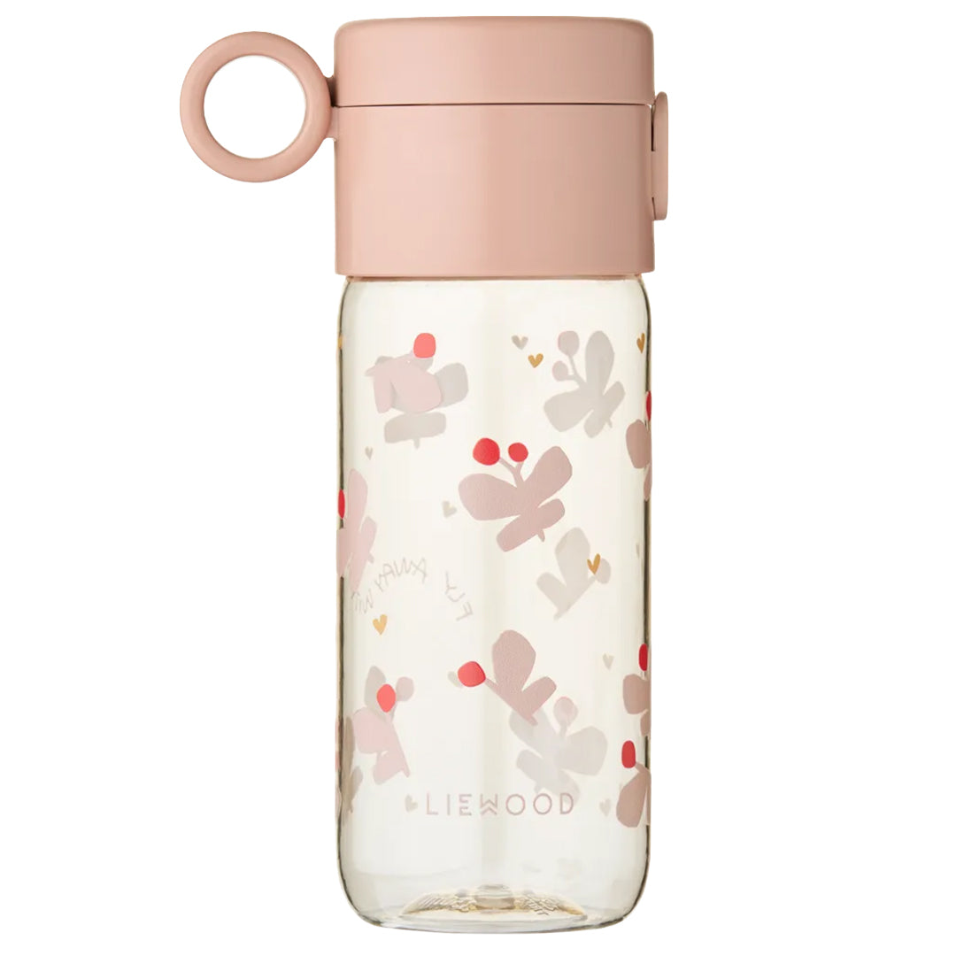 Liewood drinkfles Clemence met roze vlinderpatroon en roze dop met ring.