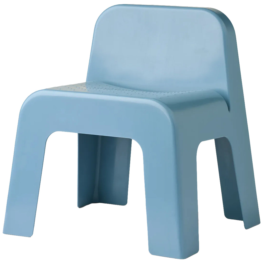 Liewood kinderstoeltje Chase in beach blue, schuin van voren gefotografeerd.