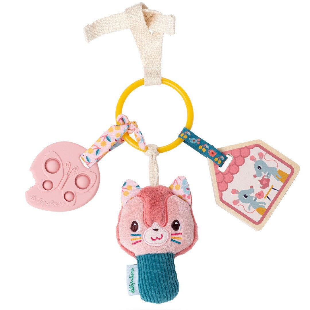 Lilliputiens activiteitenring met roze kattenkop, vlinder bijtring en houten label met muizen.
