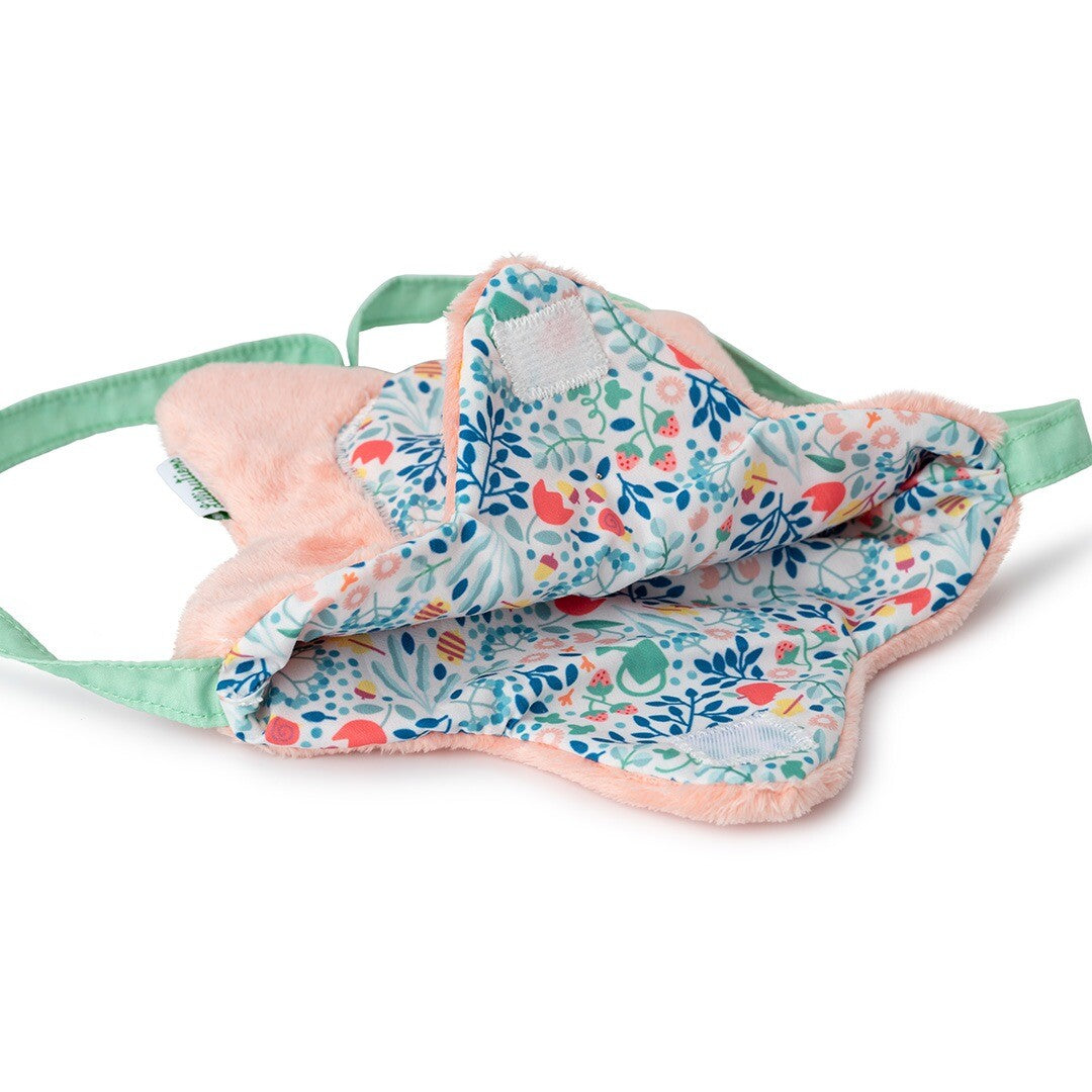 De binnenkant van de Lilliputiens ster-vormige kindertas met een kleurrijke bloemenprint en klittenbandsluiting.