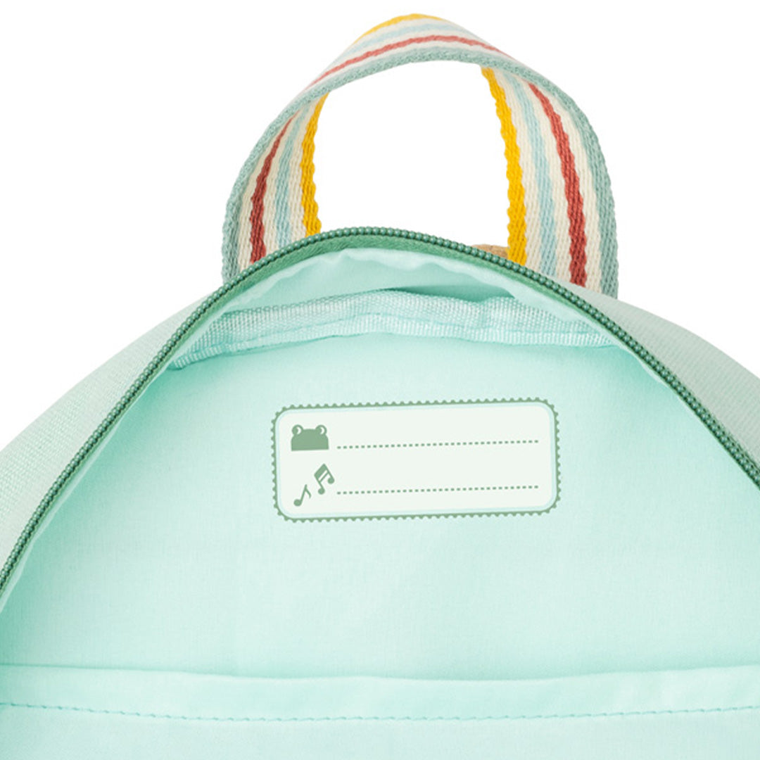 Detail van de binnenkant van de Lilliputiens kleuterrugzak met een wit naamlabel.