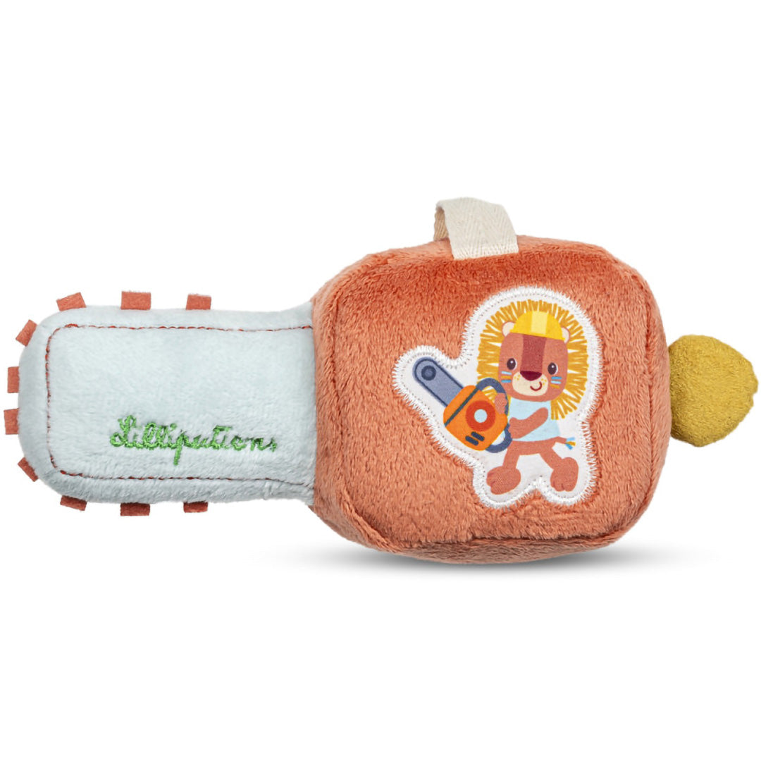 Lilliputiens babyspeelgoed rammelaar in de vorm van een oranje kettingzaag met leeuw Jack.