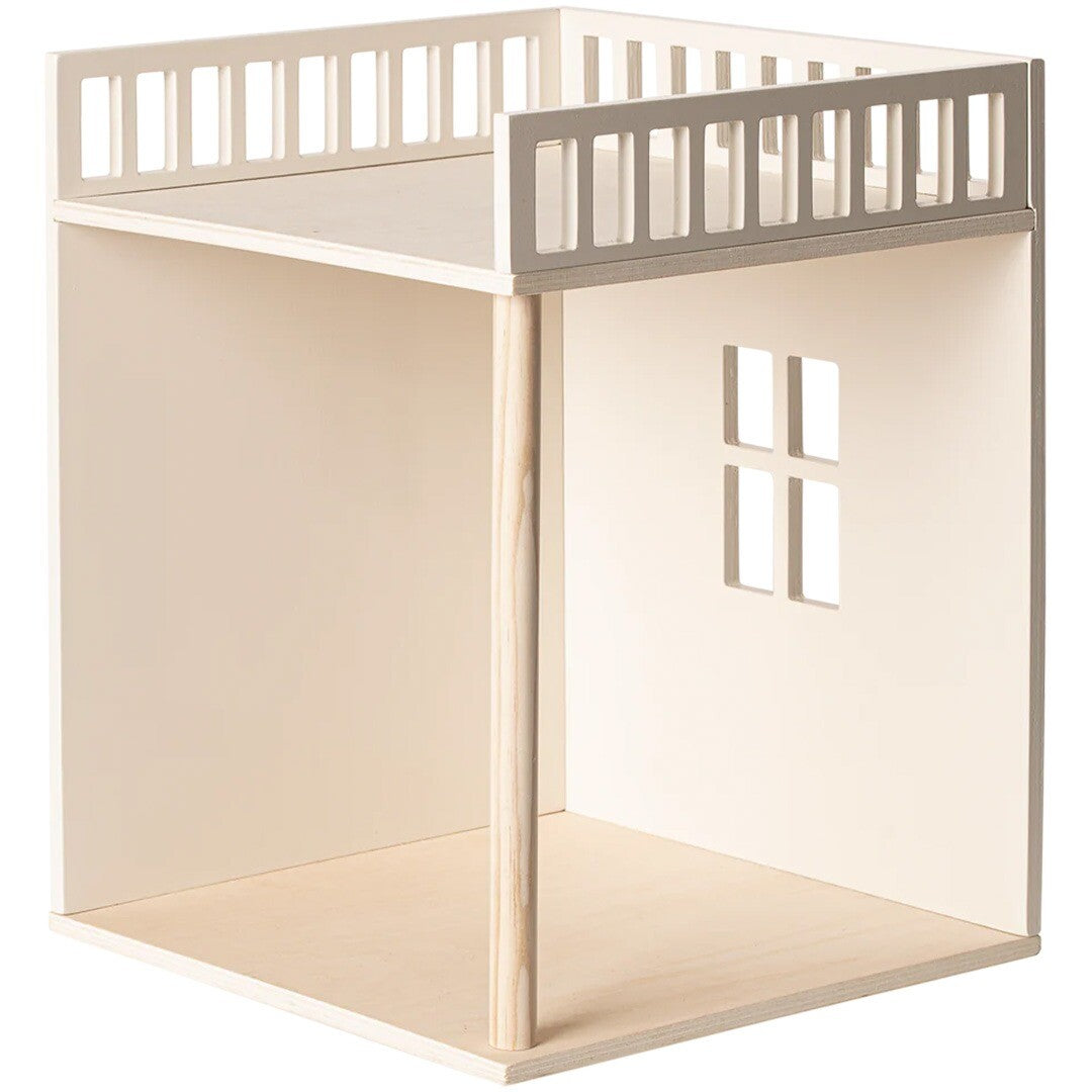 Maileg beige houten poppenhuis bonuskamer met balkon.