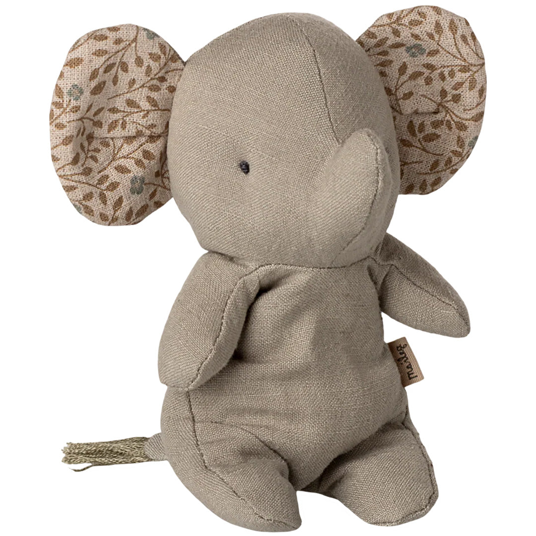 Maileg pluchen safari olifant in grijs met oren met bladerpatroon.
