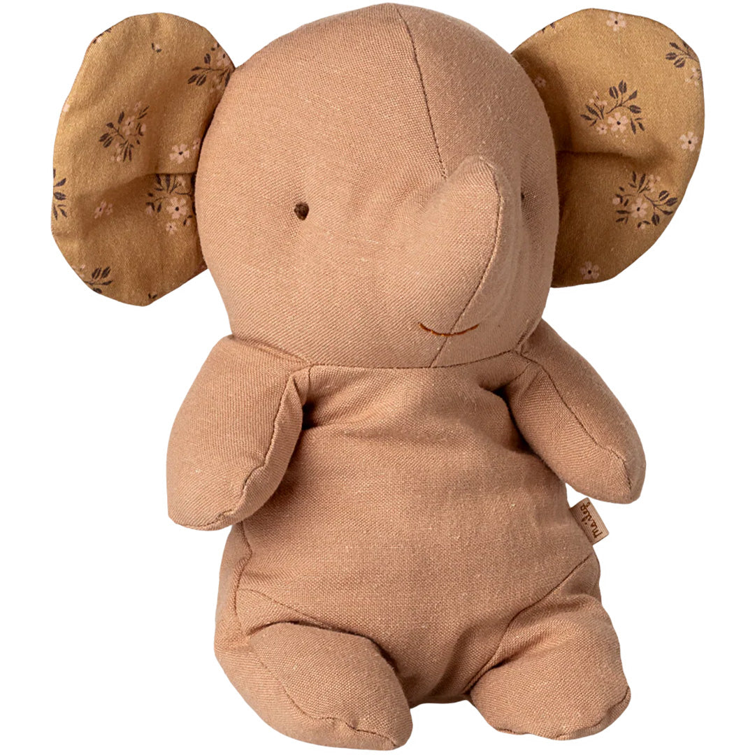 Maileg pluchen knuffelolifant uit de Safari Friends collectie met gebloemde oren.