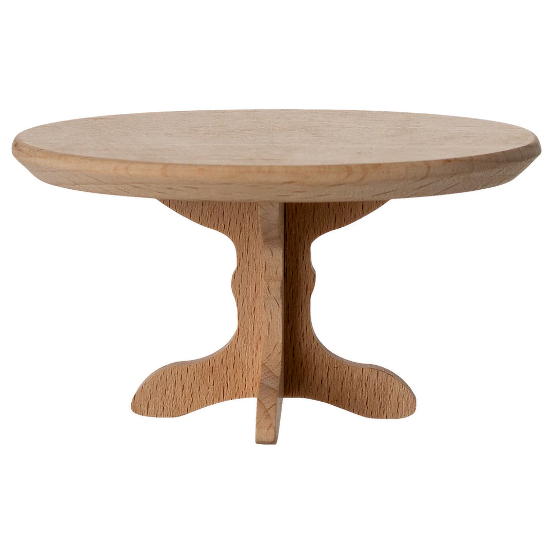 Maileg houten poppenhuis koffietafel van natuurlijk hout, recht van voren gefotografeerd.