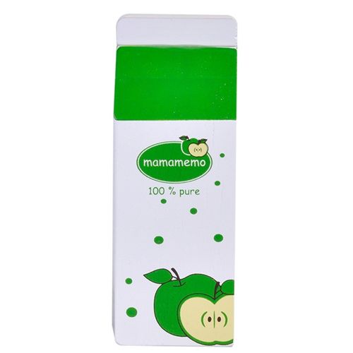 Voorkant van een wit mama memo houten speelgoedpak appelsap met groene details en appelillustraties.