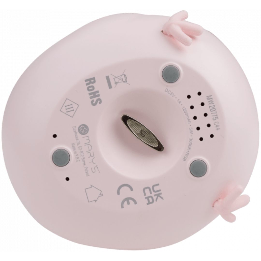 De onderkant van de Mary's roze muziekdoos met nachtlampje, met productinformatie en keurmerken.
