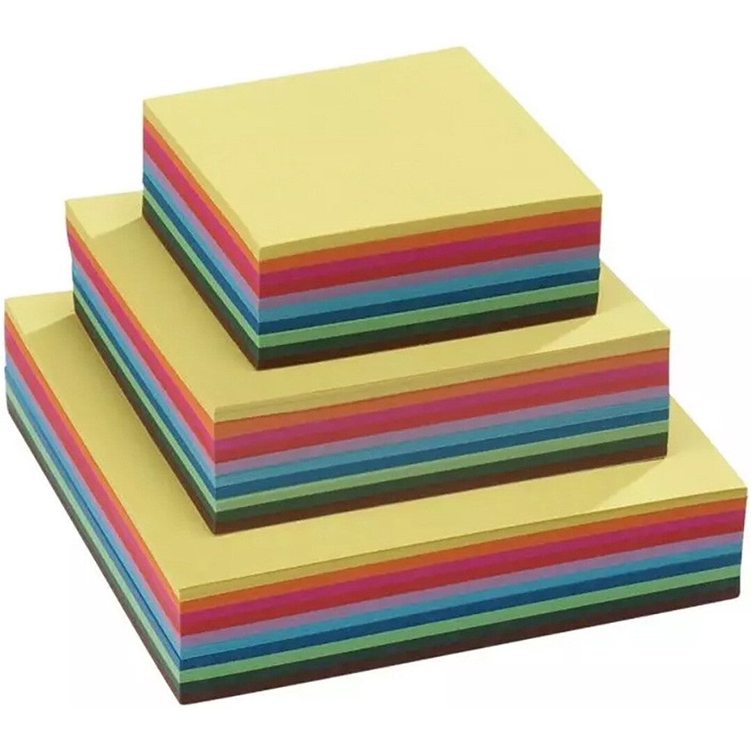 Drie stapels Mercurius vierkante vouwbladen met gele bovenkant en regenboogkleurige zijkanten.