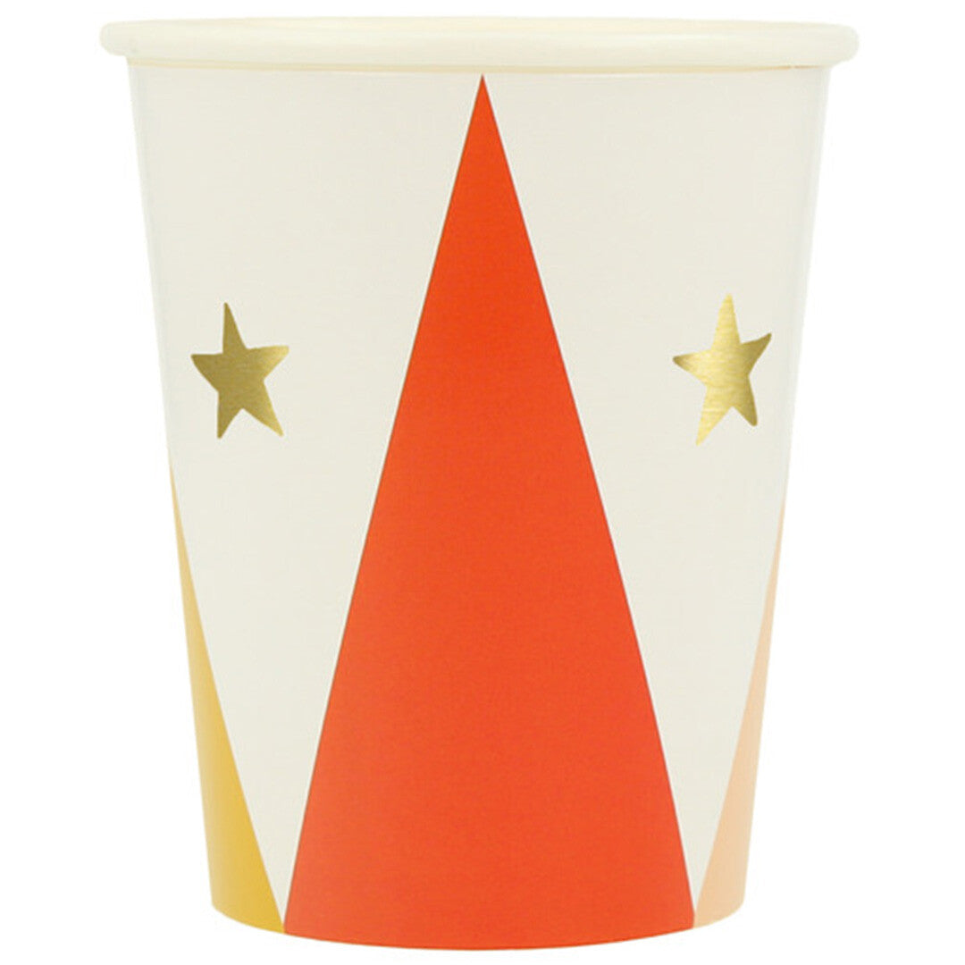 Een enkele Meri Meri papieren feestbeker met circus thema in rood, oranje en geel met gouden sterren.