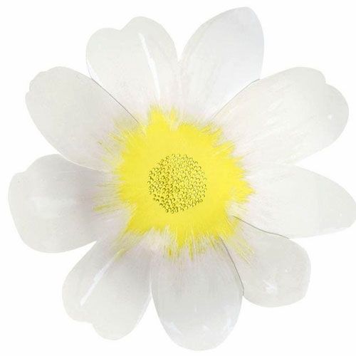 Een wit Meri Meri bloemvormig bordje met een geel hart.