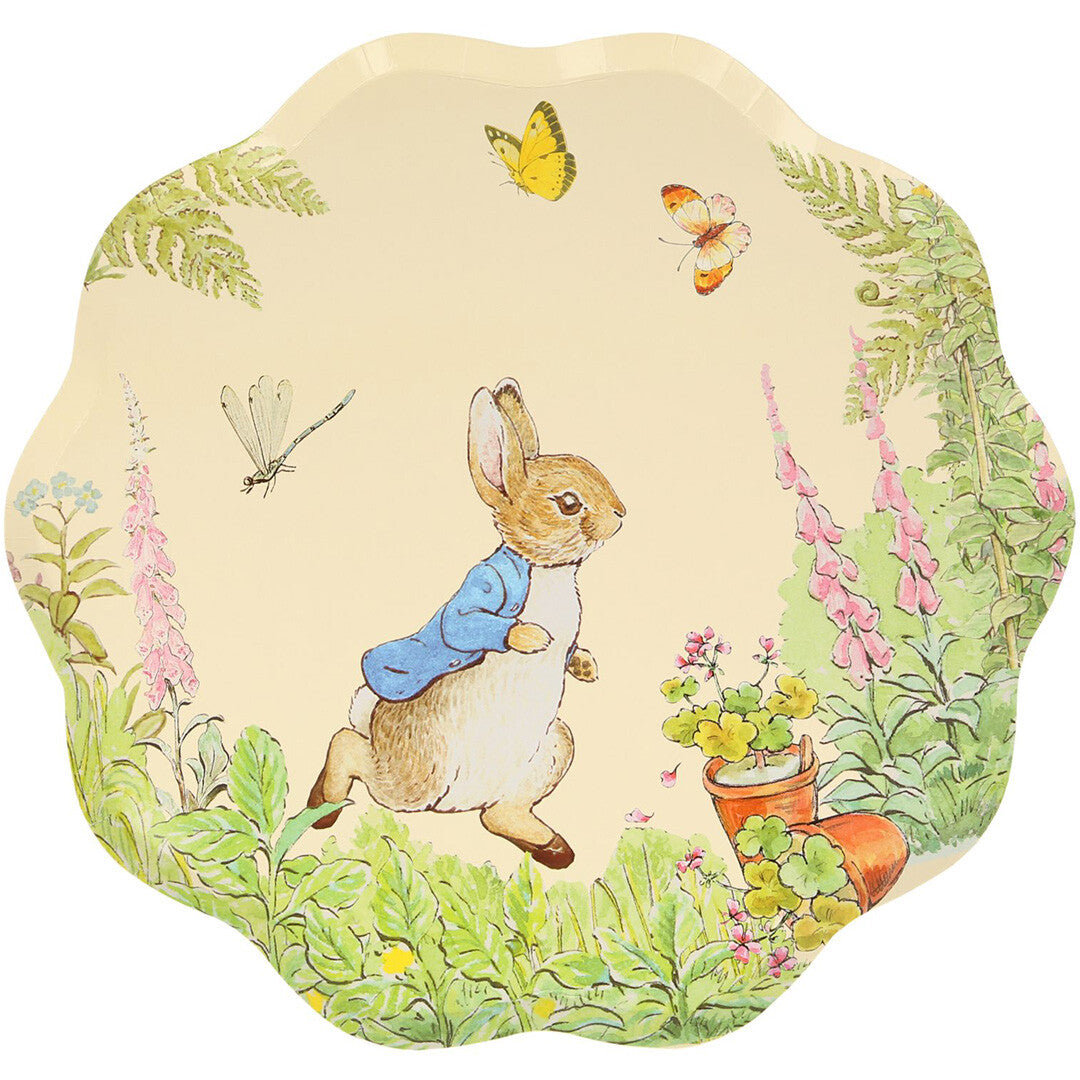 Meri Meri papieren feestbordje met Pieter Konijn in een tuin.